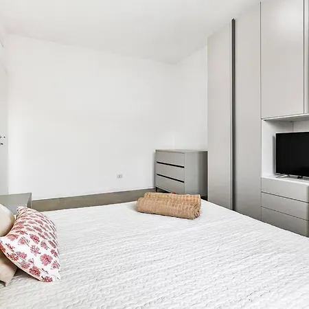 Alessia's Flat - Caroli Milão